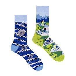 Kolorowe Skarpetki unisex - Dla fana jazdy na rowerze